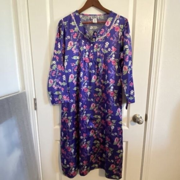 Anthony Richards Intimates & Sleepwear Anthony Richards House Dress